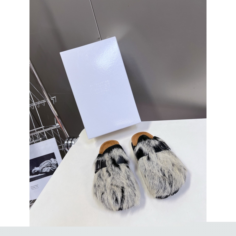 Other Slippers